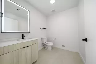 2623 Keene St, Houston, TX 77009 - Photo 11
