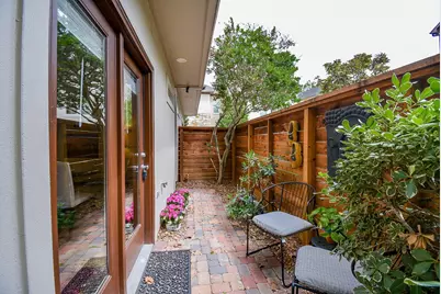 909 W 22nd Street #I, Houston, TX 77008 - Photo 9