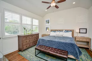 909 W 22nd St, Houston, TX 77008 - Photo 25