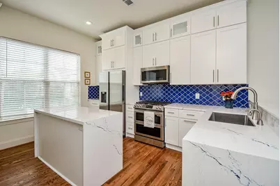 909 W 22nd Street #I, Houston, TX 77008 - Photo 17