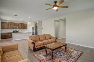 7202 Bakersfield Ct, Rosharon, TX 77583 - Photo 9