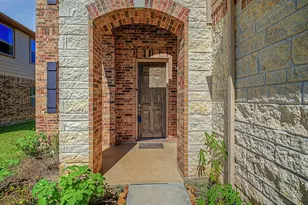 7202 Bakersfield Ct, Rosharon, TX 77583 - Photo 3