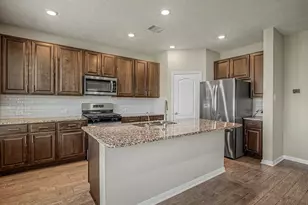7202 Bakersfield Ct, Rosharon, TX 77583 - Photo 7