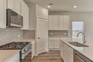 7726 Bergamot Cir, Magnolia, TX 77354 - Photo 17