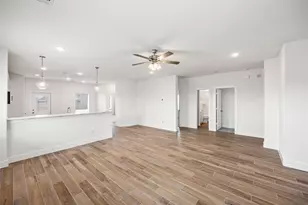 650 Escondido Dr, Dayton, TX 77535 - Photo 9