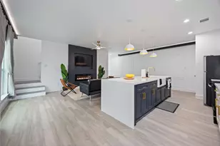 2327 Hampton Dr, Houston, TX 77088 - Photo 3