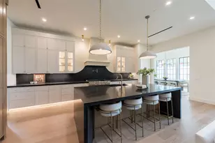 765 Sue Barnett Dr, Houston, TX 77018 - Photo 11