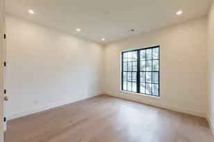 765 Sue Barnett Dr, Houston, TX 77018 - Photo 39