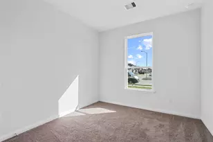 1930 Livadero Ln, Fresno, TX 77545 - Photo 5