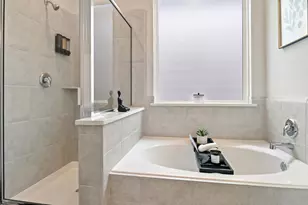 11002 Cres Light Way, Houston, TX 77043 - Photo 19