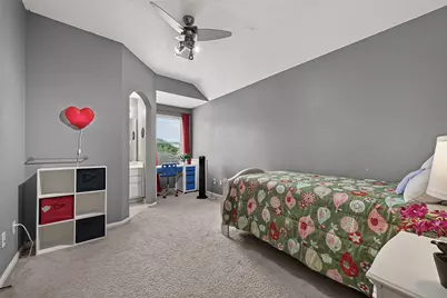 6806 Peatwood Way, Sugar Land, TX 77479 - Photo 37