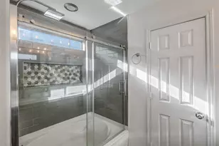 11946 Dalkey Dr, Houston, TX 77051 - Photo 21