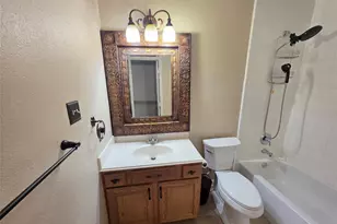 220 April Waters Dr W, Montgomery, TX 77356 - Photo 31