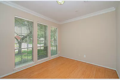 12011 Snowbird Court, Stafford, TX 77477 - Photo 9
