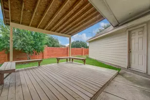 12011 Snowbird Ct, Stafford, TX 77477 - Photo 35