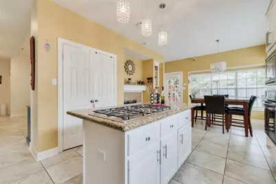 14103 Heatherhill Place, Houston, TX 77077 - Photo 11