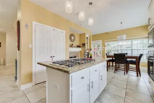 14103 Heatherhill Pl, Houston, TX 77077 - Photo 11