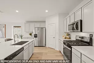 780 Timber Hts Dr, Dayton, TX 77535 - Photo 3