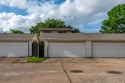 6682 Westwick Drive, Houston, TX 77072 - Photo 7