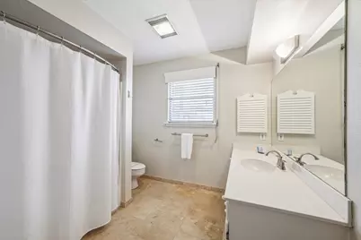4107 Long Tom Court, Galveston, TX 77554 - Photo 15