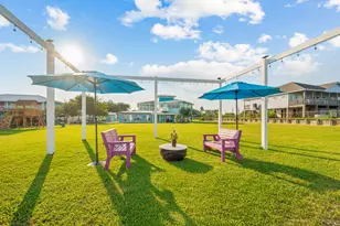 815 5th St, Dickinson, TX 77539 - Photo 5