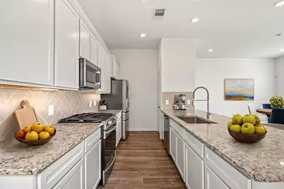 613 Royal Arch Drive, Conroe, TX 77304 - Photo 5