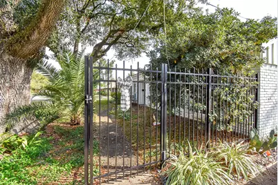9235 Pecos Street, Houston, TX 77055 - Photo 47