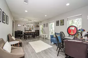 9235 Pecos St, Houston, TX 77055 - Photo 11