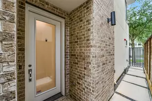 716 W Drew St, Houston, TX 77006 - Photo 3
