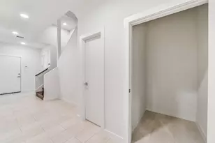 716 W Drew St, Houston, TX 77006 - Photo 7
