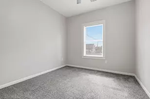 4723 Mallow St, Houston, TX 77033 - Photo 25