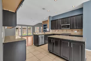 13931 Carrington Ln, Cypress, TX 77429 - Photo 11