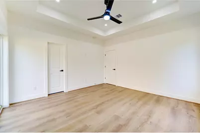 6710 Kassarine Pass #A/B, Houston, TX 77033 - Photo 13