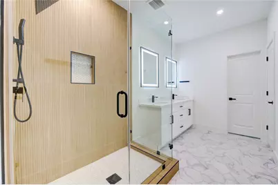 6710 Kassarine Pass #A/B, Houston, TX 77033 - Photo 33