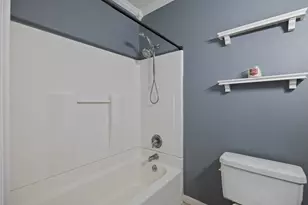 2006 Main St, Danbury, TX 77534 - Photo 23