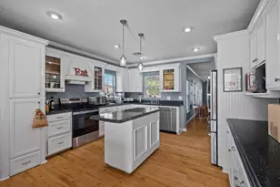 2006 Main St, Danbury, TX 77534 - Photo 13