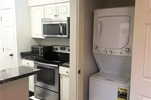 3600 Jeanetta St, Houston, TX 77063 - Photo 9