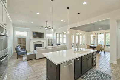 82 N Braided Branch Drive, The Woodlands, TX 77375 - Photo 15