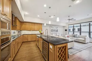 220 Detering St, Houston, TX 77007 - Photo 11