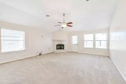 9902 Memorial Crossing Drive, Tomball, TX 77375 - Photo 11