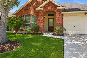 9902 Memorial Crossing Dr, Tomball, TX 77375 - Photo 3