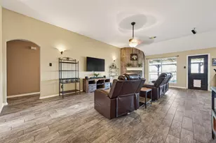 9507 Highland Pointe Dr, Needville, TX 77461 - Photo 9