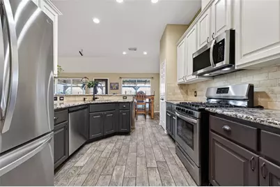 9507 Highland Pointe Drive, Needville, TX 77461 - Photo 15