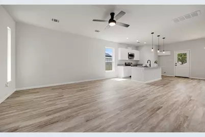 8 Donna Court, Brookshire, TX 77423 - Photo 5