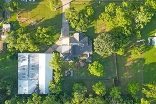 3755 County Rd 949B, Alvin, TX 77511 - Photo 5