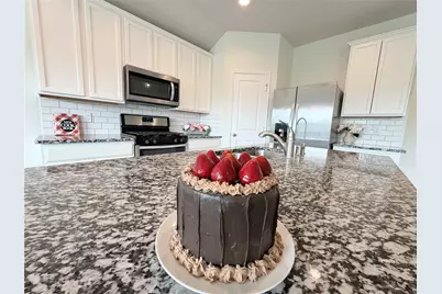7410 Highland Chase Drive, Richmond, TX 77407 - Photo 5