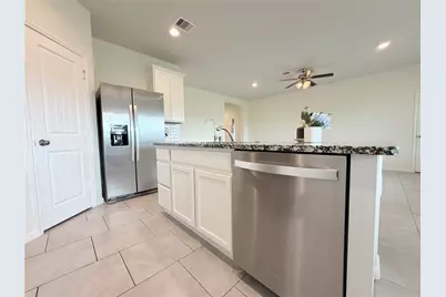 7410 Highland Chase Drive, Richmond, TX 77407 - Photo 7
