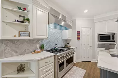 15903 Redwood Place Drive, Houston, TX 77079 - Photo 11