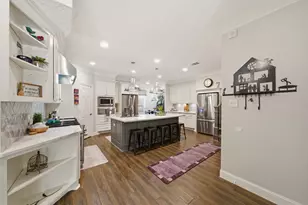 15903 Redwood Pl Dr, Houston, TX 77079 - Photo 9