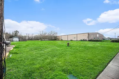 2412 Pasadena Boulevard, Pasadena, TX 77502 - Photo 3